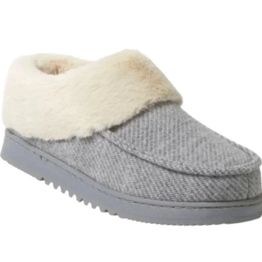 New- Women's Dearfoams Slippers size 7-8